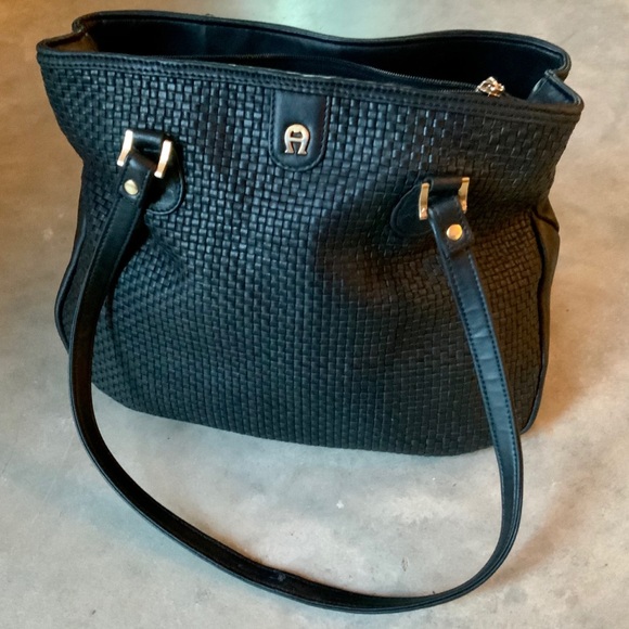 Etienne Aigner Handbags - AIGNER Vintage Top handle Handbag Black